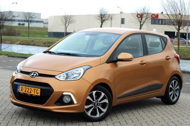 Occasion Hyundai i10 87 PK (63 kW) 2014 Oranje Hatchback