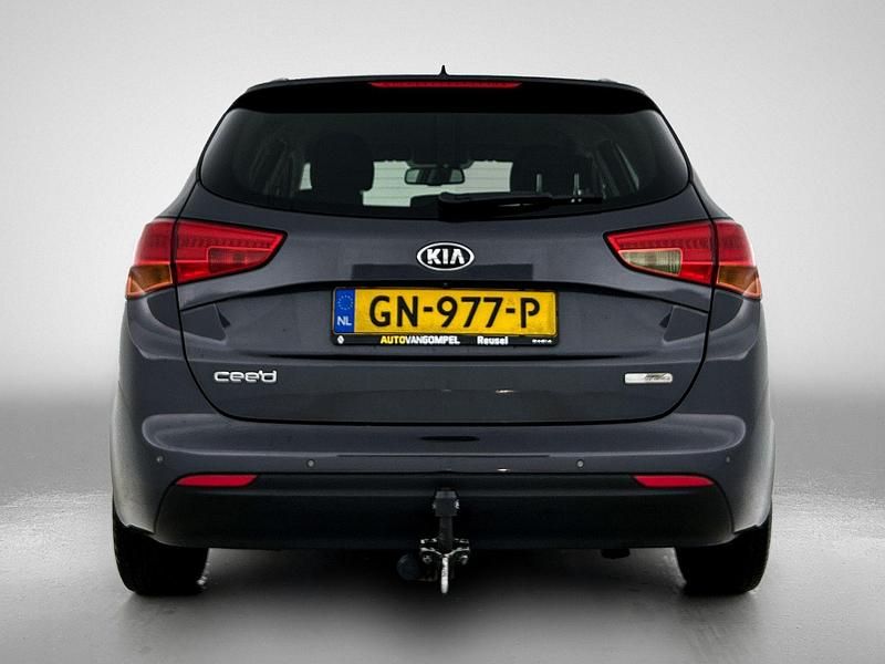 Occasion Kia Ceed Sportswagon 135 PK (99 kW) 2015 Grijs (metallic) Stationwagen