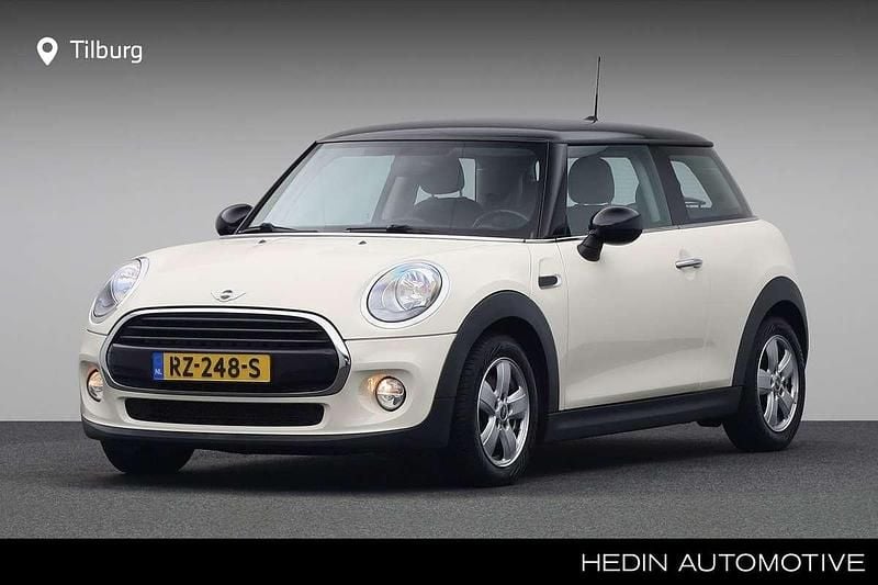Occasion Mini Cooper Business 136 PK (100 kW) 2018 Wit Hatchback