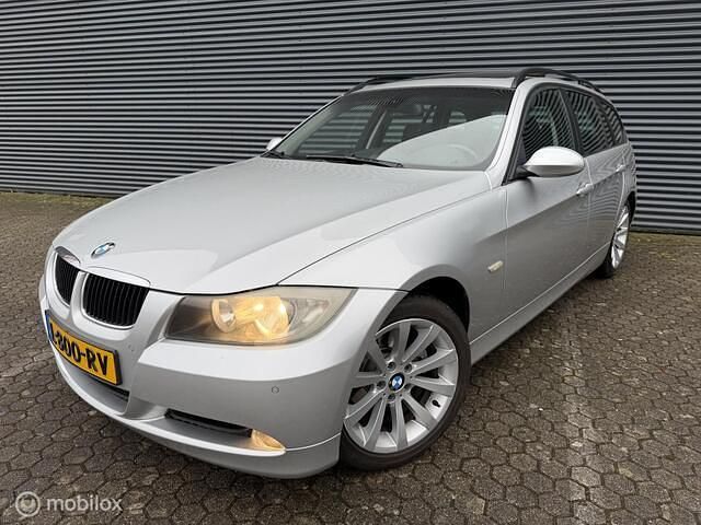 Occasion BMW 320 150 PK (110 kW) 2006 Grijs Stationwagen