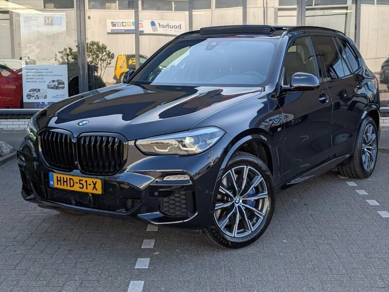 Zwart Gebruikt 2020 BMW X5 Executive SUV | € 64.950 (Duur) - Afbeelding 1/4