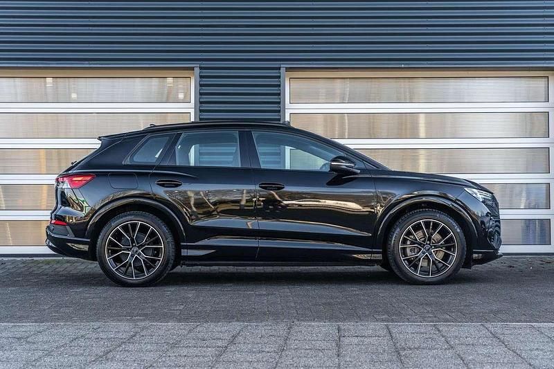Occasion Audi Q4 e-tron Advanced Plus 150 kW (204 PK) 2021 Zwart (metallic) SUV