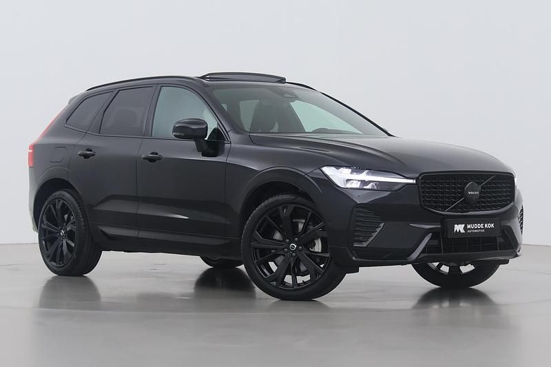 Zwart Gebruikt 2024 Volvo XC60 Plus SUV | € 57.900 (Eerlijke prijs) - Afbeelding 1/1