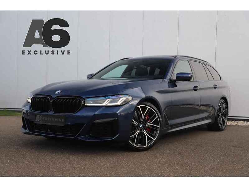 Blauw Gebruikt 2021 BMW 530 Shadowline Stationwagen | € 54.900 - Afbeelding 1/4