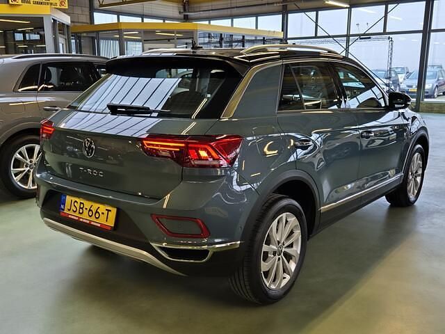 Occasion VW T-Roc Pro 150 PK (110 kW) 2023 Blauw (metallic) SUV