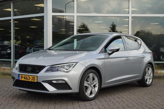 Grijs Gebruikt 2018 Seat Leon Design Hatchback | € 13.950 (Eerlijke prijs) - Afbeelding 1/4