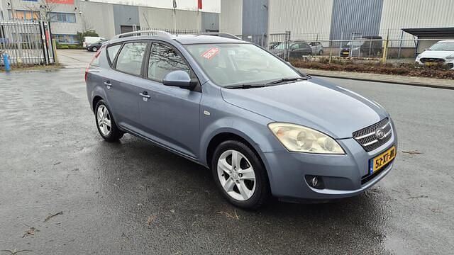 Occasion Kia Ceed 123 PK (90 kW) 2007 Blauw Hatchback