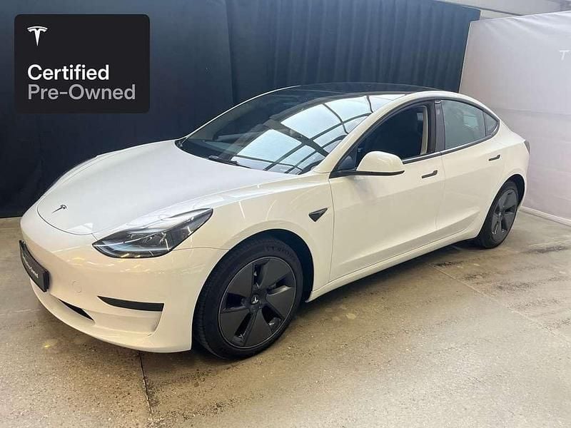 Wit Gebruikt 2023 Tesla Model 3 RWD Sedan | € 32.000 (Eerlijke prijs) - Afbeelding 1/4