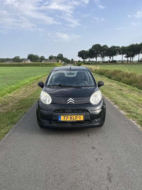Zwart Gebruikt 2011 Citroën C1 Hatchback | € 3.000 (Eerlijke prijs) - Afbeelding 1/4