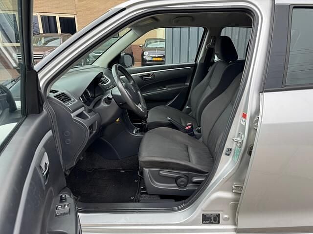 Occasion Suzuki Swift Comfort 94 PK (69 kW) 2012 Grijs (metallic) Hatchback