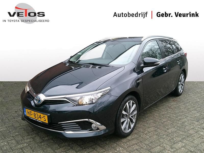 Grijs Occasion 2015 Toyota Auris Executive Stationwagen | € 10.950 (Eerlijke prijs) - Afbeelding 1/4