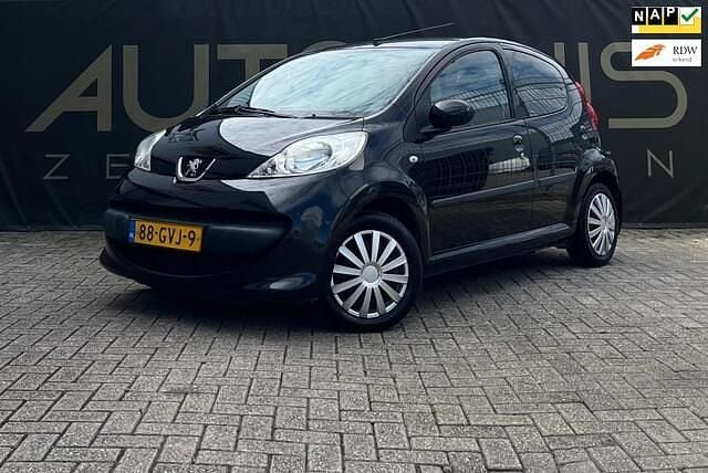 Zwart Gebruikt 2008 Peugeot 107 Hatchback | € 1.850 (Goede deal) - Afbeelding 1/4