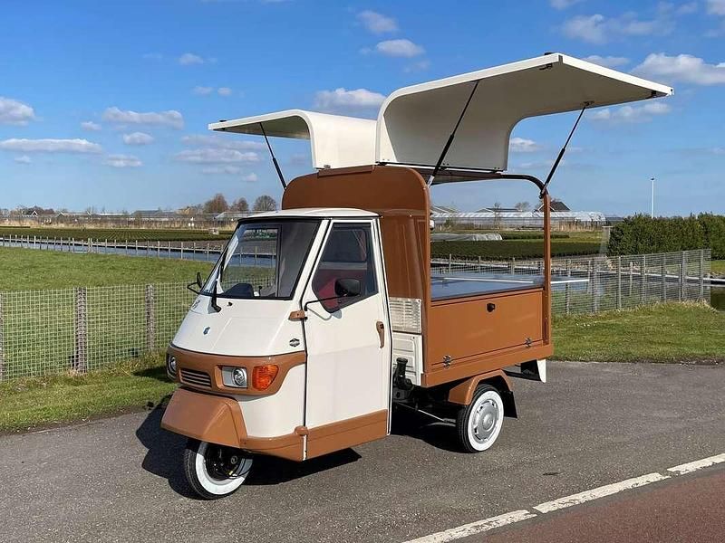 Zwart Gebruikt 2021 Piaggio APE | € 24.193 - Afbeelding 1/4