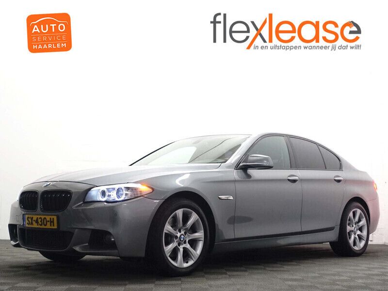 Grijs Gebruikt 2013 BMW 520 M Sport Sedan | € 17.900 (Eerlijke prijs) - Afbeelding 1/4