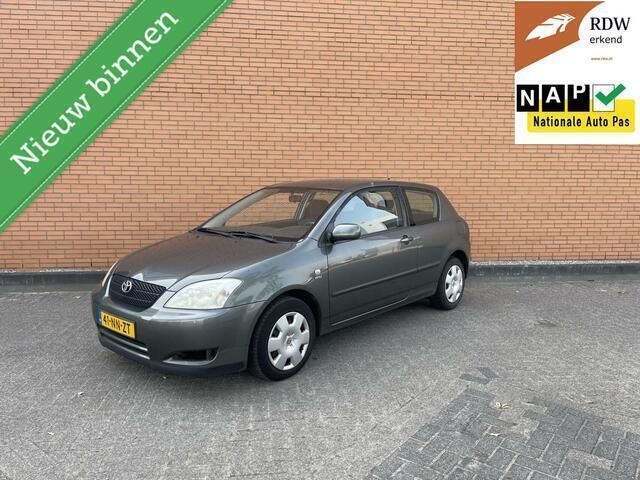 Grijs Gebruikt 2004 Toyota Corolla Hatchback | € 2.195 (Goede deal) - Afbeelding 1/4