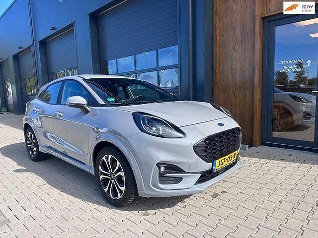 Grijs Gebruikt 2023 Ford Puma Gen-E Titanium SUV | € 19.990 (Eerlijke prijs) - Afbeelding 1/4