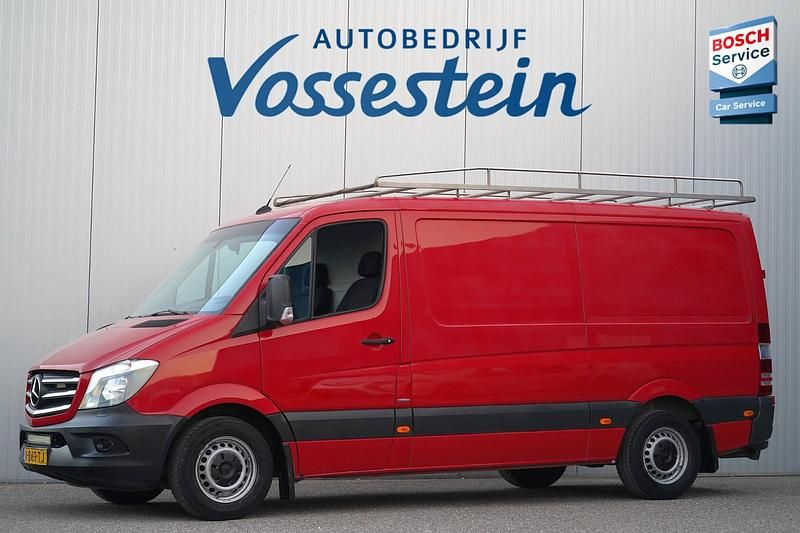 Rood Gebruikt 2015 Mercedes Sprinter Van | € 10.750 (Super prijs) - Afbeelding 1/4