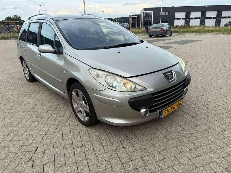 Beige Gebruikt 2005 Peugeot 307 Stationwagen | € 1.249 (Eerlijke prijs) - Afbeelding 1/4