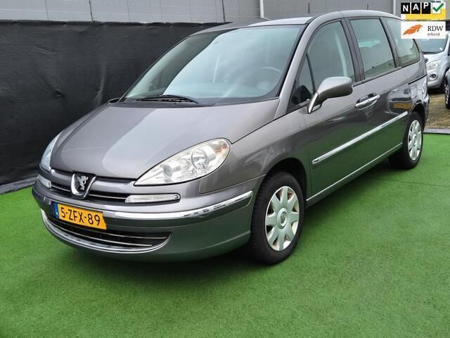 Grijs Gebruikt 2008 Peugeot 807 MPV | € 9.440 - Afbeelding 1/4