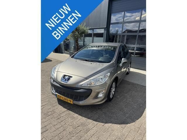 Grijs Gebruikt 2010 Peugeot 308 Hatchback | € 3.999 (Eerlijke prijs) - Afbeelding 1/4