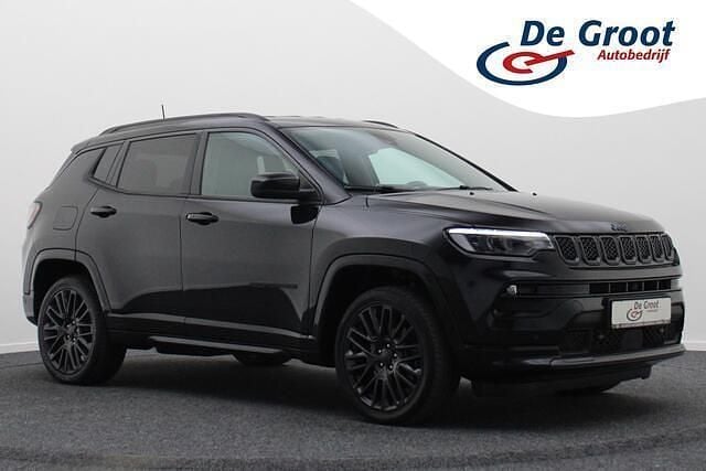 Zwart Gebruikt 2021 Jeep Compass SUV | € 26.950 (Eerlijke prijs) - Afbeelding 1/4