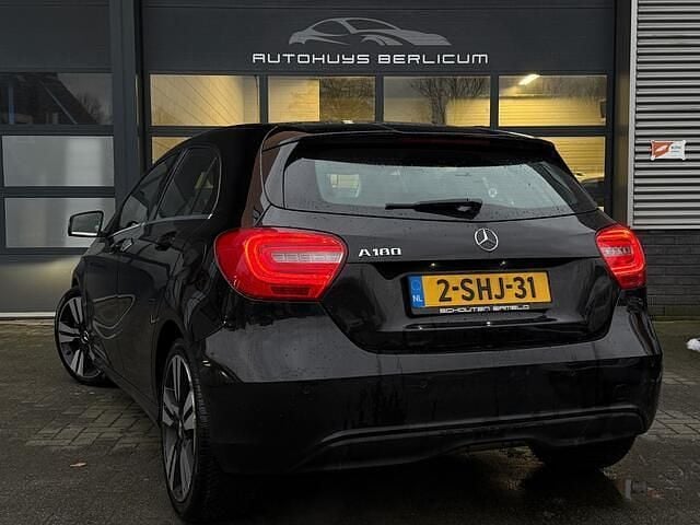 Occasion Mercedes A180 Edition 122 PK (89 kW) 2013 Zwart Hatchback