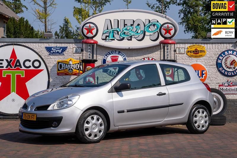 Grijs Occasion 2008 Renault Clio II Hatchback | € 4.450 (Iets duurder) - Afbeelding 1/4