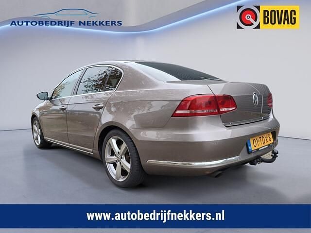 Occasion VW Passat Highline 123 PK (90 kW) 2012 Bruin (metallic) Sedan