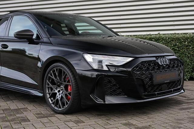 Occasion Audi RS3 Sportback Comfort 400 PK (294 kW) 2025 Zwart Hatchback