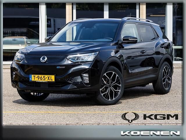 Zwart Gebruikt 2022 Ssangyong Korando Hatchback | € 29.900 - Afbeelding 1/4