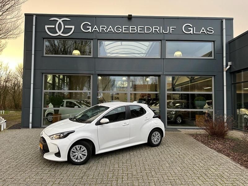 Occasion Toyota Yaris Hybrid Active 2023 Wit Hatchback