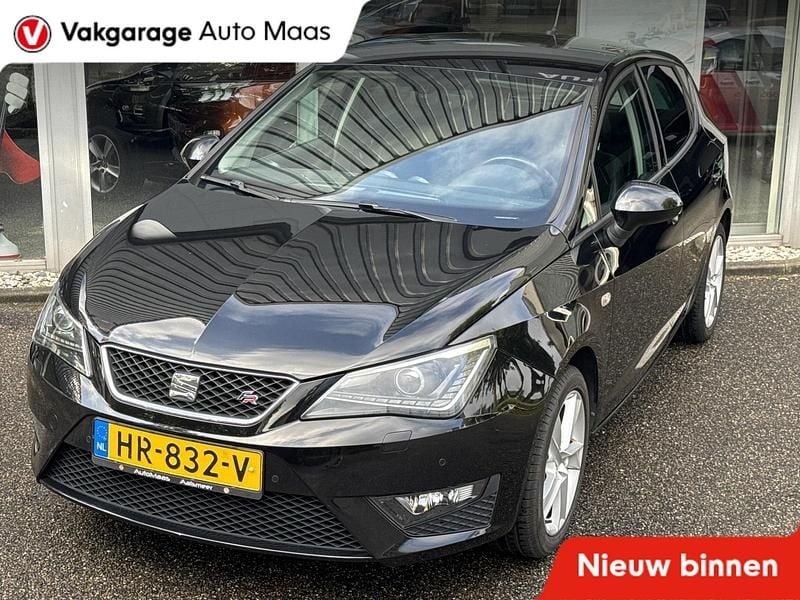 Zwart Gebruikt 2016 Seat Ibiza CONNECT Hatchback | € 6.500 (Goede deal) - Afbeelding 1/4
