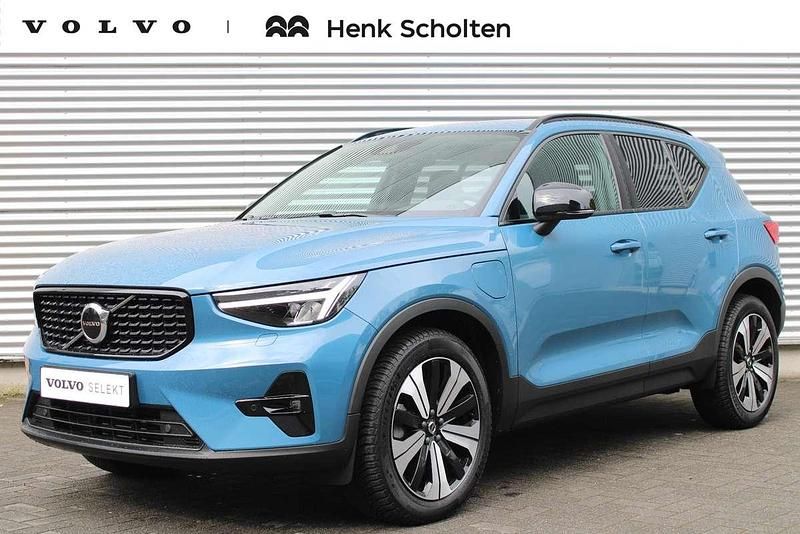 Blauw Occasion 2022 Volvo XC40 Plus SUV | € 39.950 (Iets duurder) - Afbeelding 1/3