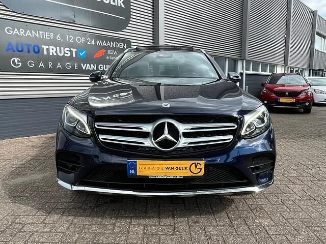 Blauw, metallic lak Gebruikt 2019 Mercedes GLC220 Sport Edition SUV | € 29.995 (Iets duurder) - Afbeelding 1/2