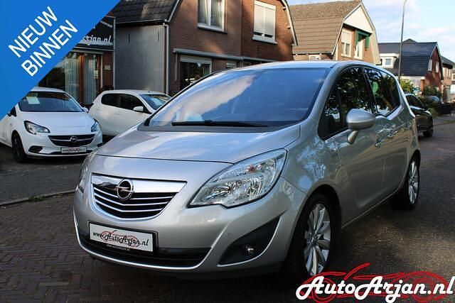 Grijs Gebruikt 2012 Opel Meriva Cosmo MPV | € 6.350 (Eerlijke prijs) - Afbeelding 1/4