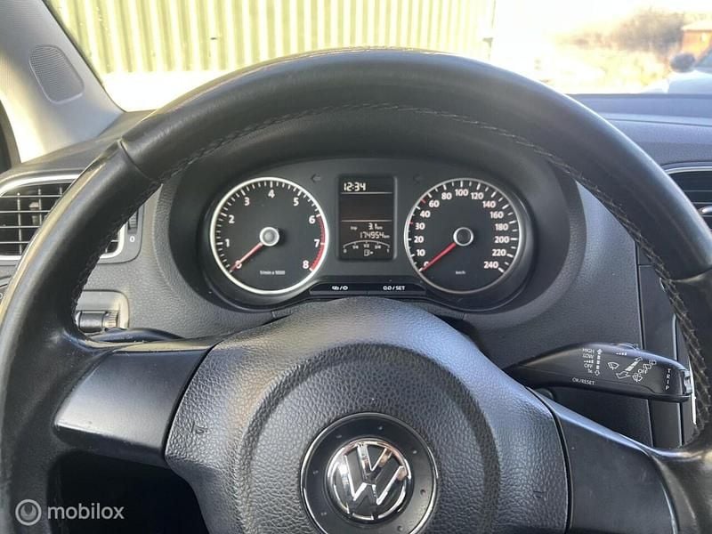 Grijs Occasion 2014 VW Polo Hatchback | € 5.250 (Super prijs) - Afbeelding 1/4