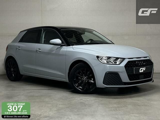 Grijs Gebruikt 2022 Audi A1 Sportback Black Edition Hatchback | € 18.950 (Eerlijke prijs) - Afbeelding 1/4