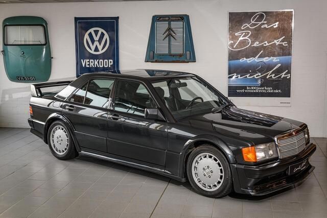 Zwart Gebruikt 1989 Mercedes 190 Sedan | € 89.500 - Afbeelding 1/4