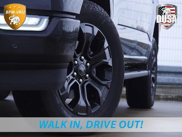 Occasion Ford F-150 Lariat 402 PK (295 kW) 2024 Zwart (metallic) Pickup