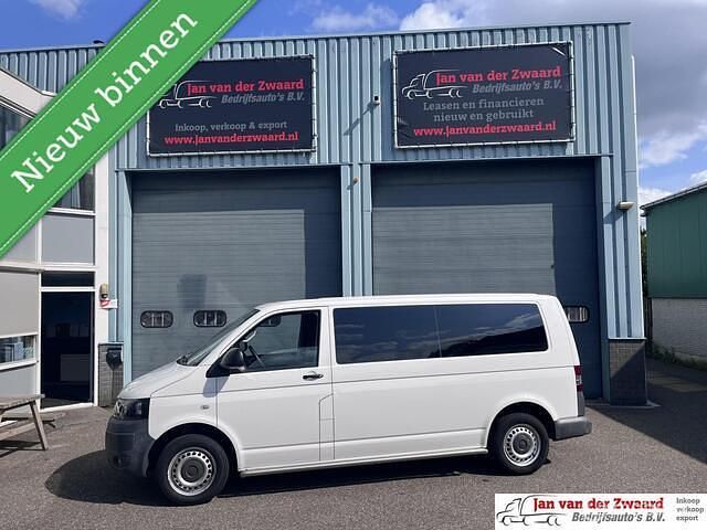 Wit Gebruikt 2012 VW T5 Comfortline Van | € 7.950 - Afbeelding 1/4