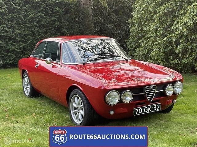 Zwart Gebruikt 1975 Alfa Romeo 2000 | € 23.500 - Afbeelding 1/4