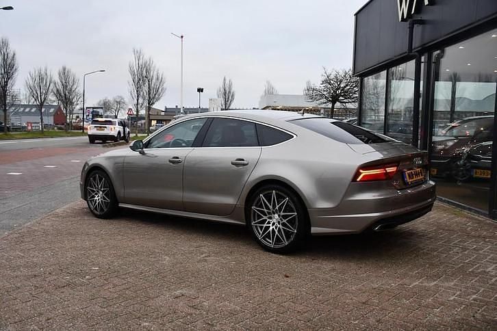 Occasion Audi A7 Sportback Proline 190 PK (139 kW) 2017 Geel Hatchback