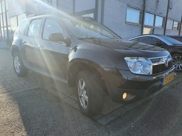 Occasion Dacia Duster Lauréate 105 PK (77 kW) 2011 Zwart (metallic) SUV
