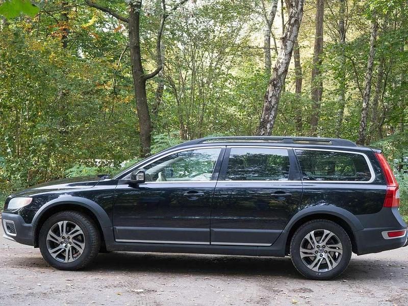 Zwart Gebruikt 2007 Volvo XC70 Summum Stationwagen | € 10.950 - Afbeelding 1/4