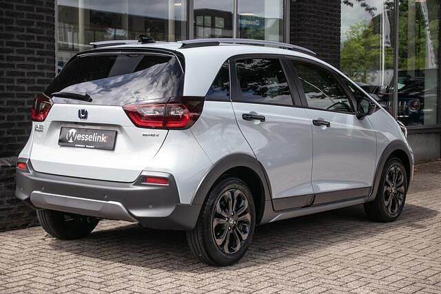 Occasion Honda Jazz Advance 122 PK (89 kW) 2025 Zilver Hatchback