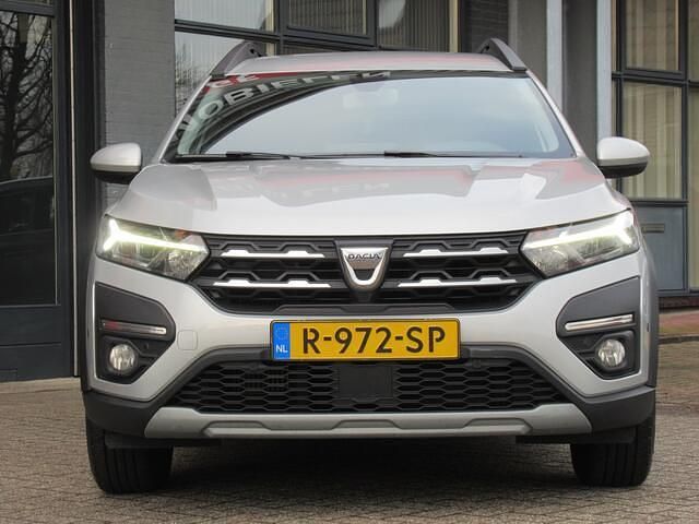 Occasion Dacia Jogger Comfort 93 PK (68 kW) 2022 Grijs MPV