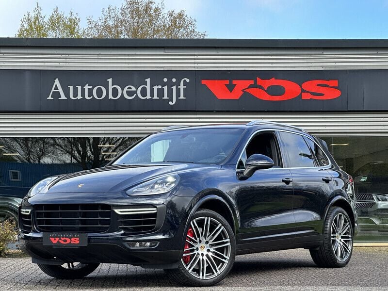 Blauw Gebruikt 2024 Porsche Cayenne Turbo SUV | € 59.900 - Afbeelding 1/4