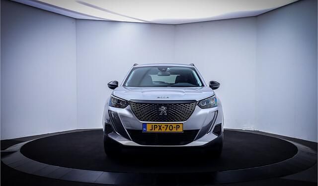 Occasion Peugeot 2008 Allure 131 PK (96 kW) 2022 Grijs (metallic) SUV