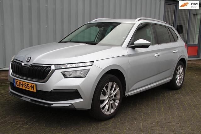 Grijs Gebruikt 2023 Skoda Kamiq Business Line SUV | € 26.995 (Goede deal) - Afbeelding 1/4