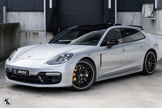 Grijs Gebruikt 2020 Porsche Panamera S E-Hybrid Sport Turismo Sedan | € 69.999 (Super prijs) - Afbeelding 1/4